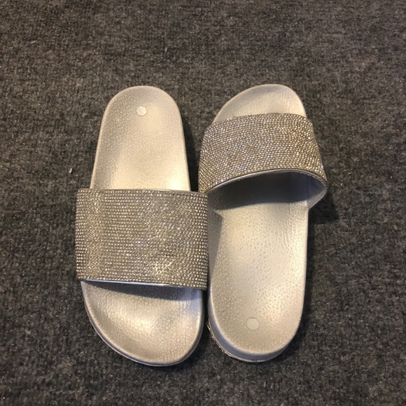 Glitter silver slides - Picture 3 of 4